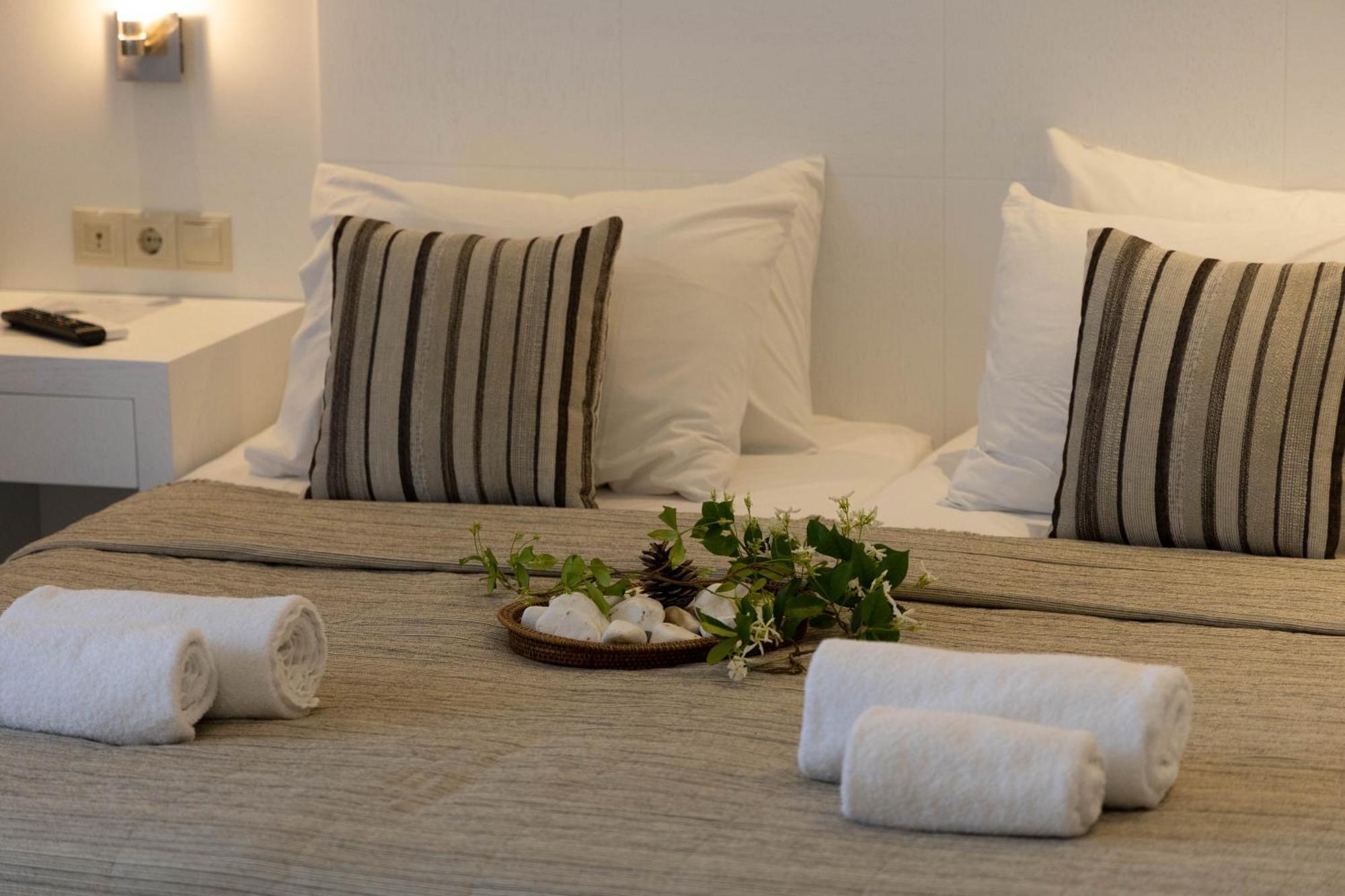 Eva Mare Hotel & Suites - Adults Only Agia Pelagia Exteriér fotografie